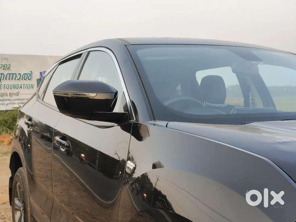 Tata Harrier Xt Dark 2020 Edition