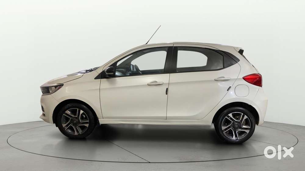 Tata Tiago Xza Plus, 2021, Petrol