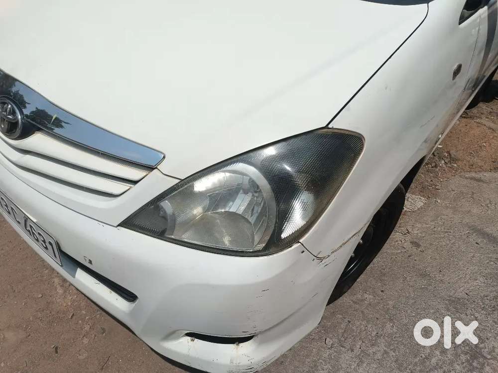 Toyota Innova 2011 Diesel Well Maintained