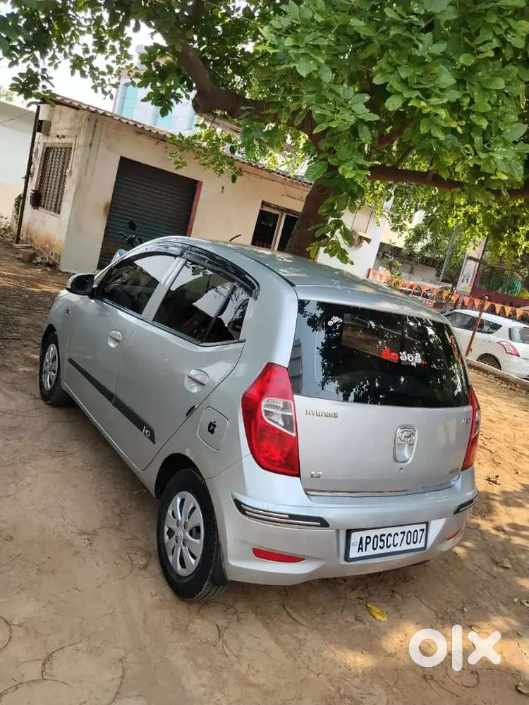 Hyundai I10 Sportz 2012 Car
