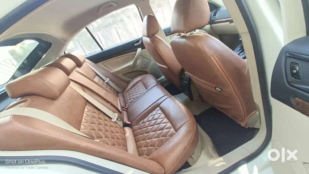 Skoda Laura