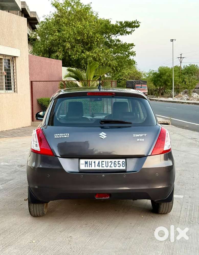 Maruti Suzuki Swift 2015 Diesel 103926 Km Driven