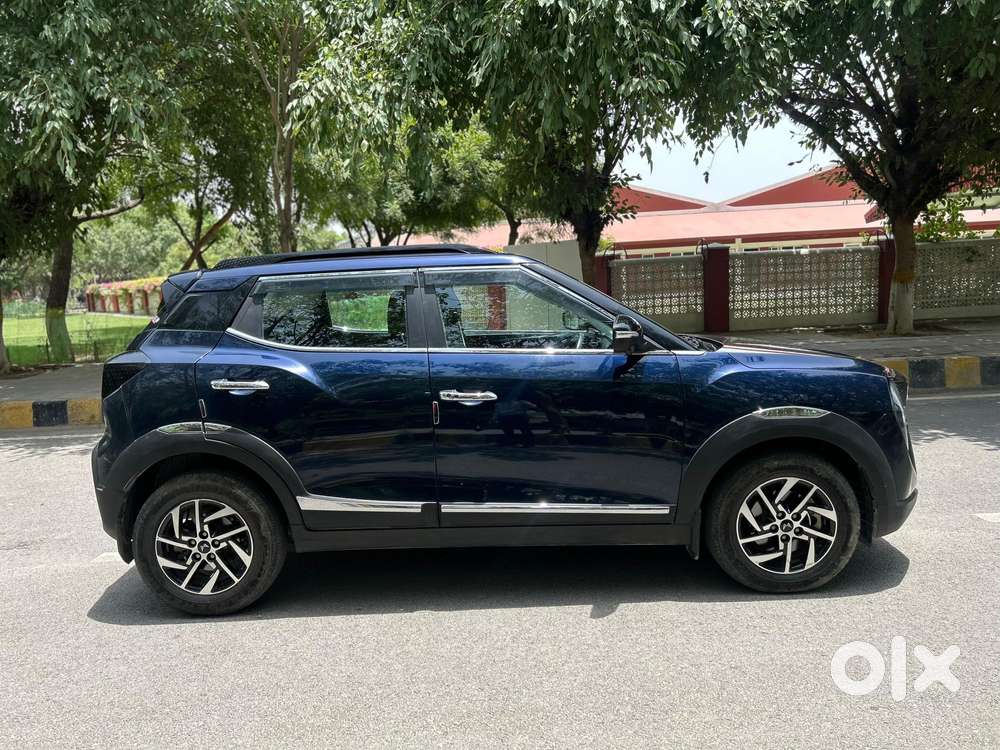 Mahindra Xuv 3xo Ax5 Pm Mt, 2024, Petrol
