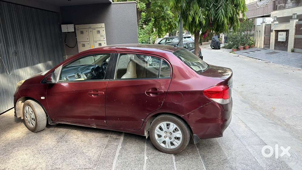 Honda Amaze Petrol 2015
