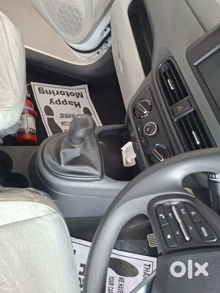 Hyundai Aura 2026 Cng & Hybrids 1500 Km Driven