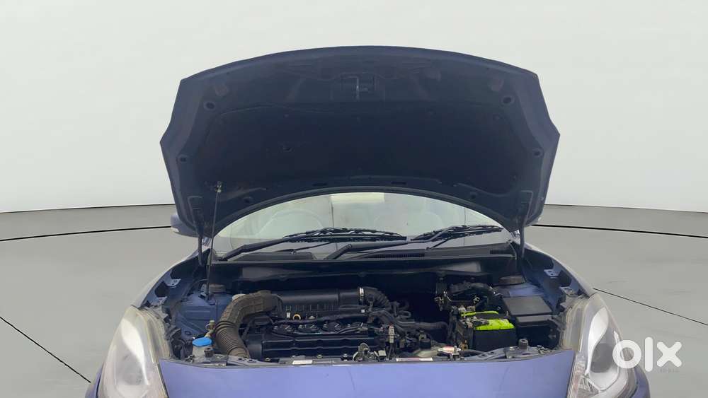 Maruti Suzuki Swift Dzire Zxi + Amt, 2017, Petrol