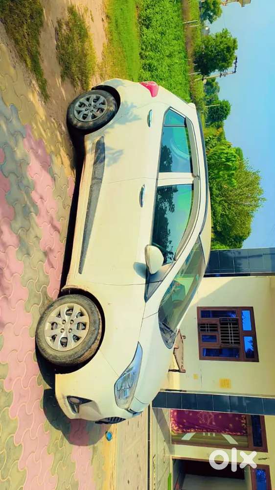 Hyundai I10 Sportz Petrol Manual 2014