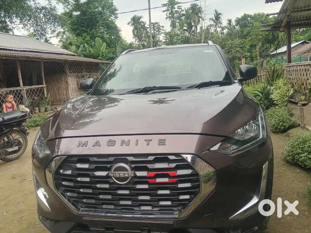 Nissan Magnite 2024 Petrol 380000 Km Driven