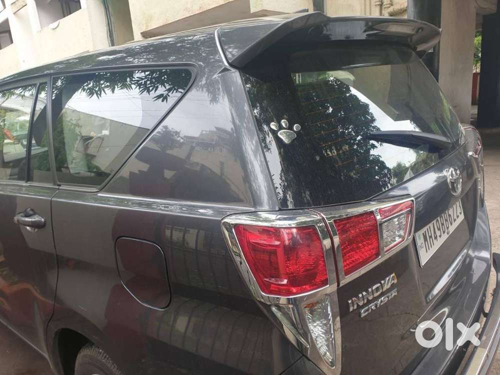 Toyota Innova Crysta