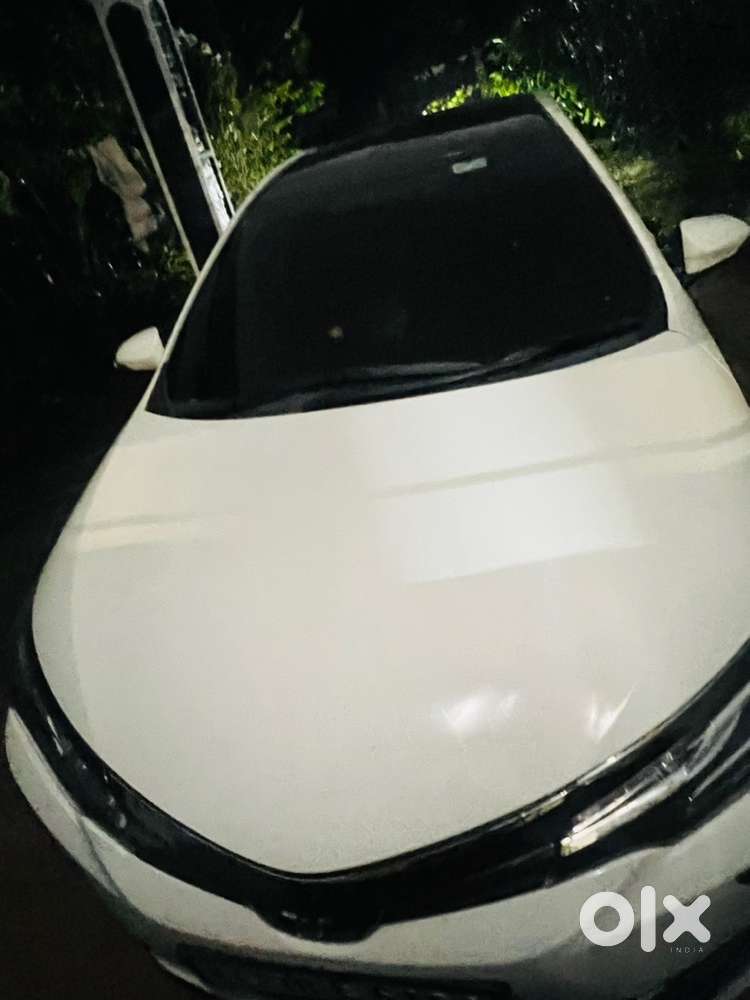 Toyota Corolla Altis 2015