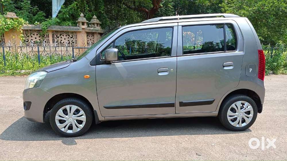 Maruti Suzuki Wagon R Vxi 1.0, 2018, Petrol