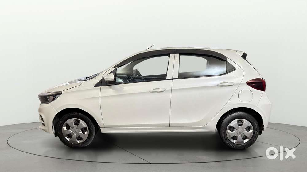 Tata Tiago 1.2 Revotron Xt, 2021, Petrol