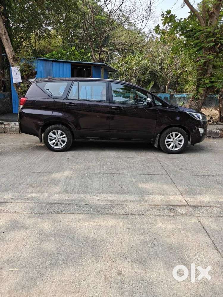 Toyota Innova Crysta
