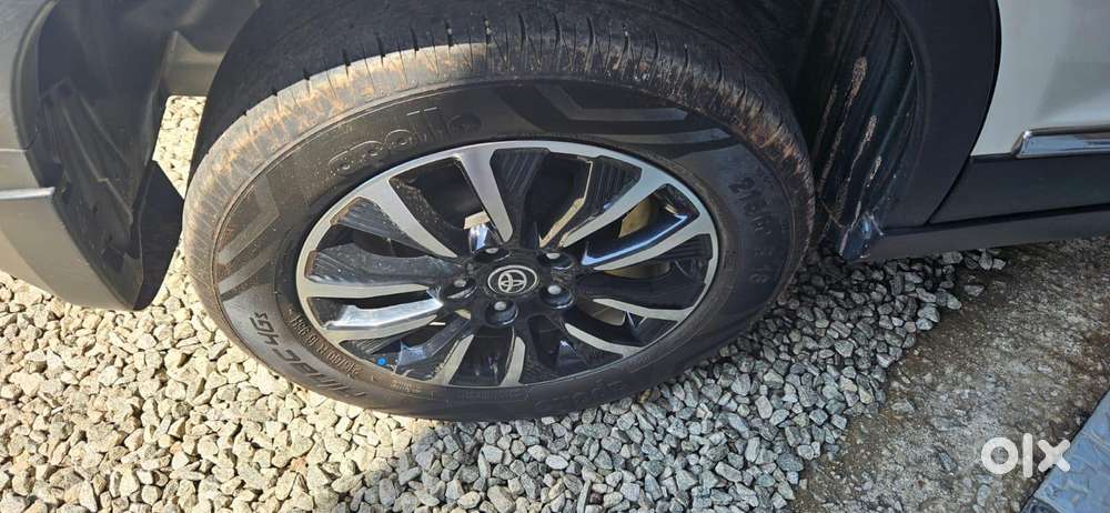 Toyota Urban Cruiser Cruiser Premium, 2022, Petrol