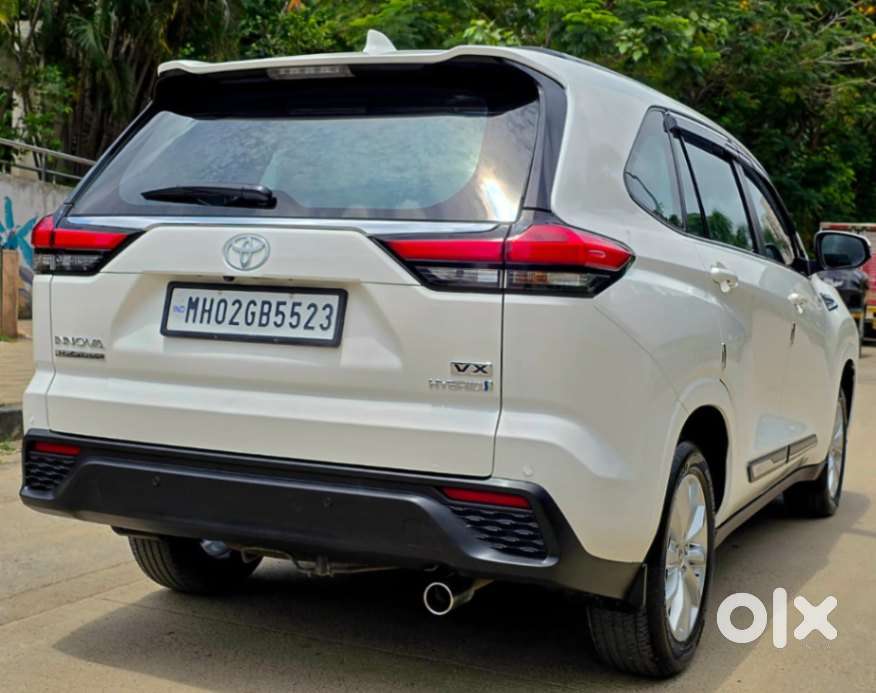 Toyota Innova Hycross 2.0 Vx Hybrid 7 Str, 2023, Petrol