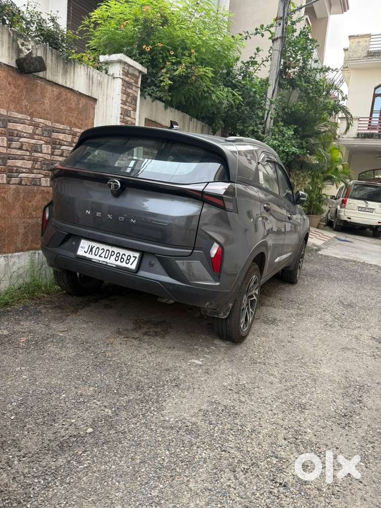 Tata Nexon 2025 Petrol Automatic