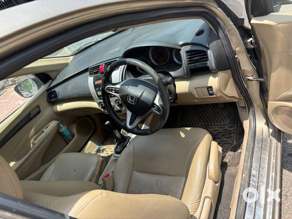 Honda Petrol Manual 2011