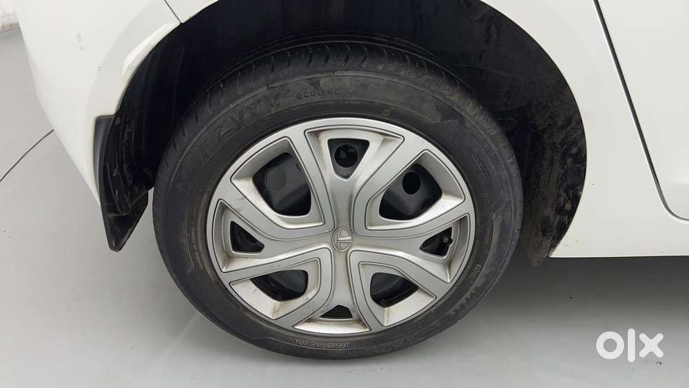 Tata Altroz 1.2 Xt, 2020, Petrol