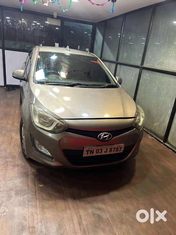 Hyundai I20 2012 Diesel 80000 Km Driven