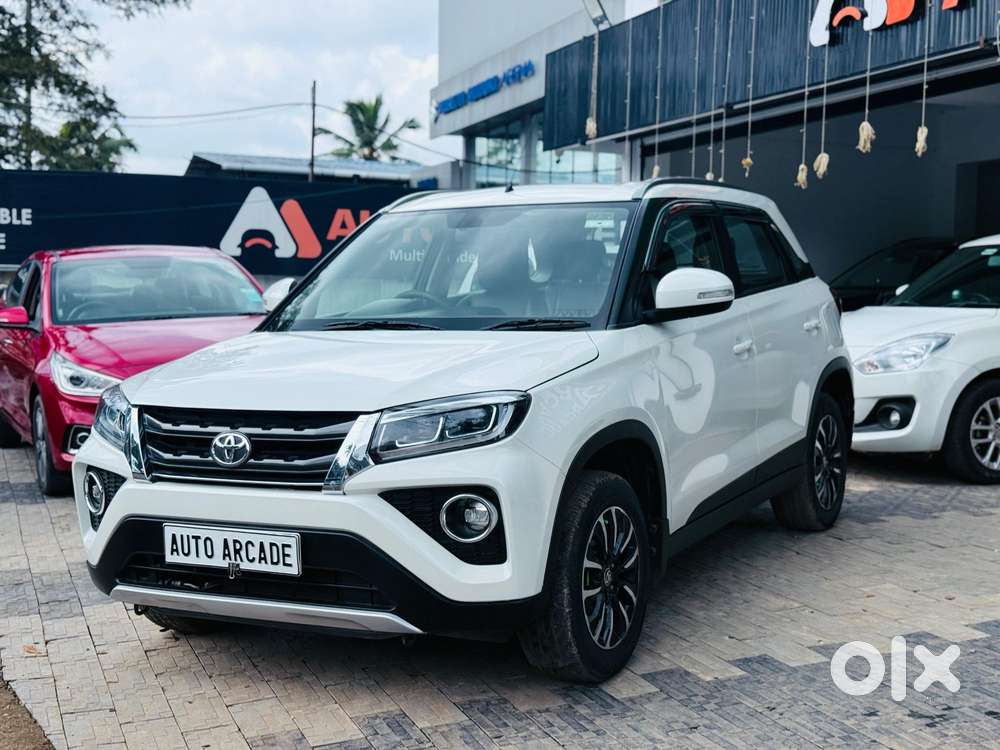 Toyota Urban Cruiser 1.5 Premium Grade Dual Tone Mt, 2022, Petrol