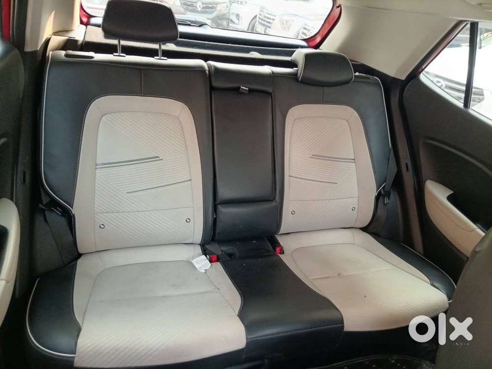 Hyundai Venue Sx (o) Mt 1.5 Diesel, 2022, Diesel