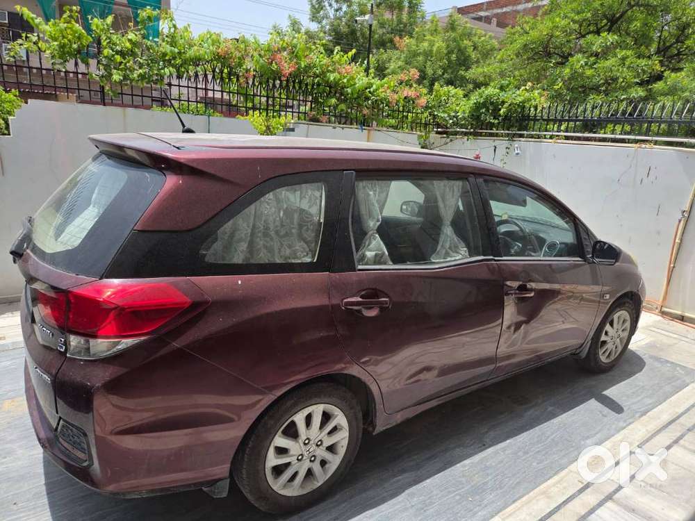 Honda Mobilio 2014 Diesel Well Maintained