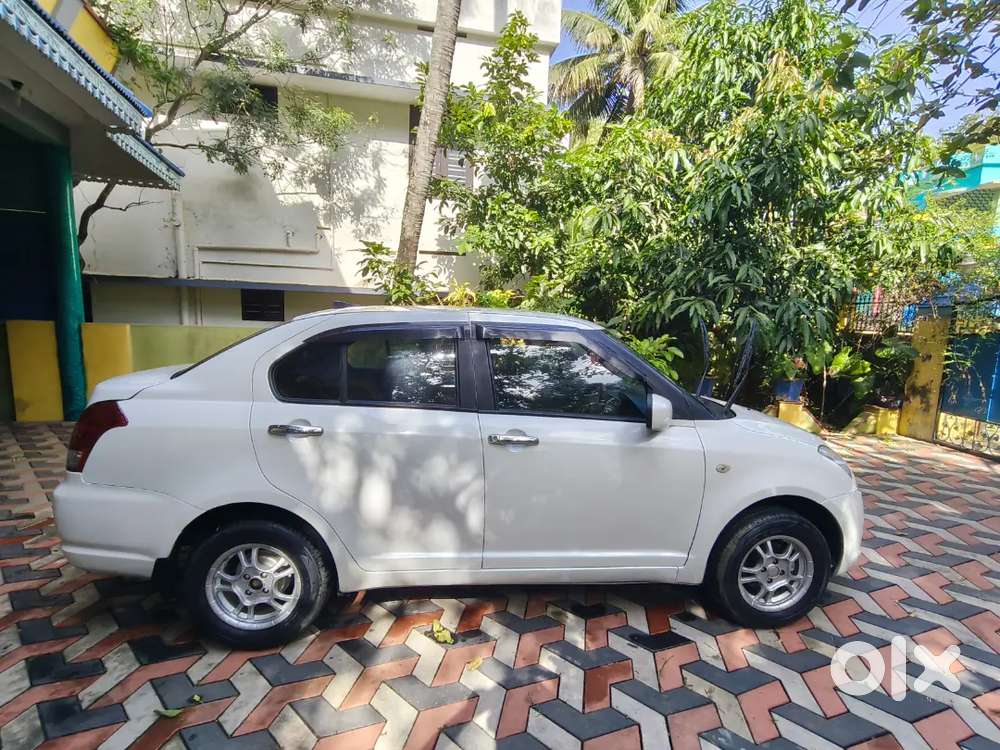 Maruti Suzuki Dzire 2011