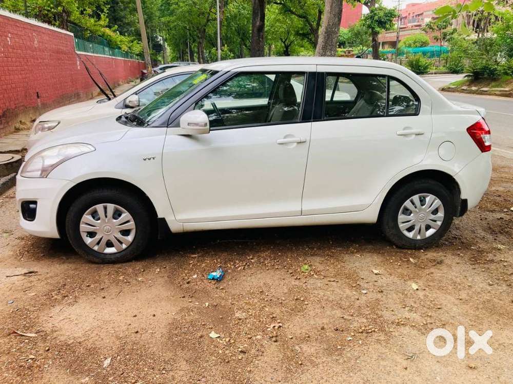 Maruti Suzuki Swift Dzire 1.2 Vxi Bsiv, 2014, Petrol