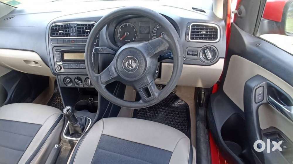 Volkswagen Polo Petrol Highline 1.2l, 2011, Petrol