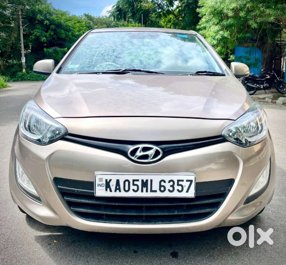 Hyundai I20 Sportz At 1.4, 2012, Petrol