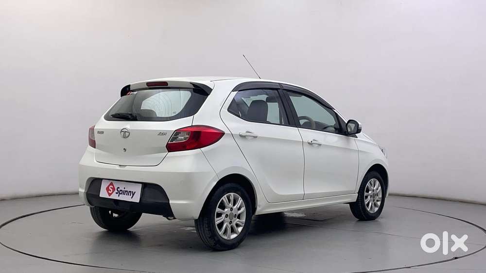 Tata Tiago Xza, 2017, Petrol