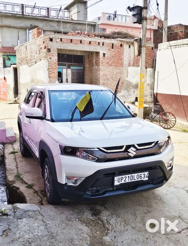 Maruti Brezza Lxi 2025