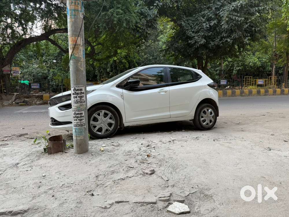 Tata Altroz Xm Plus 2023 With Low Km