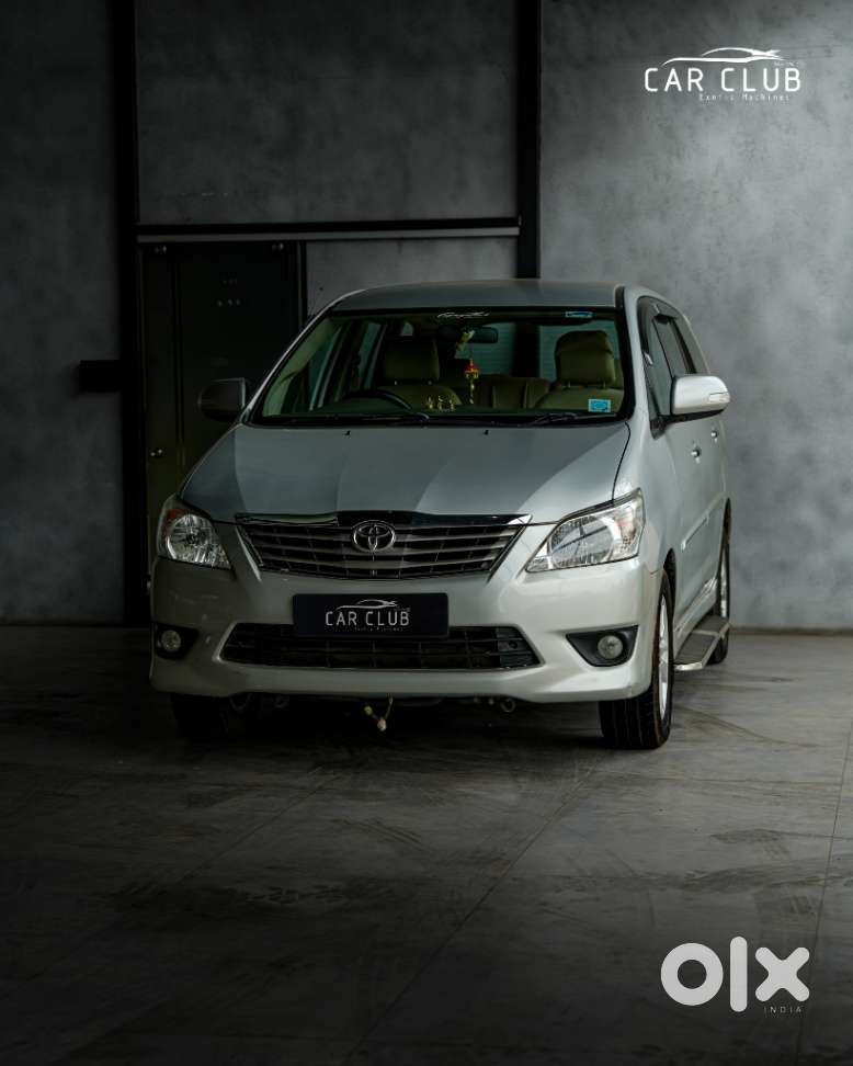 Toyota Innova 2.5 V 8 Str, 2013, Diesel