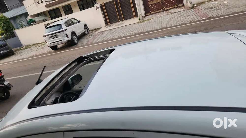 2011 Hyundai I10 At With Sunroof
