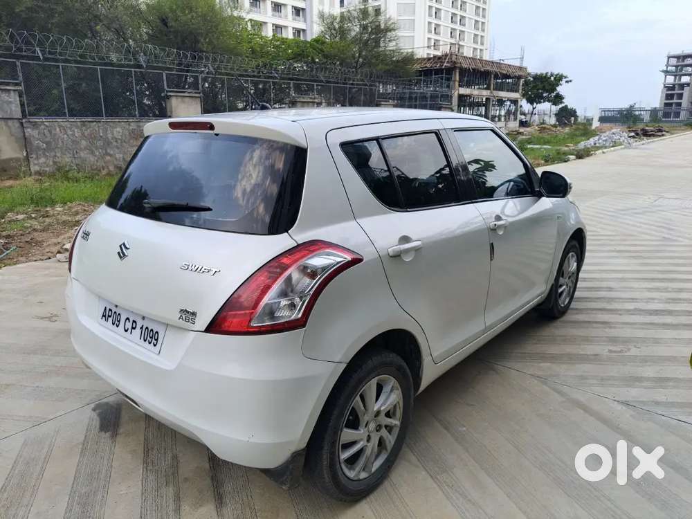 Maruti Suzuki Swift Zdi 2012