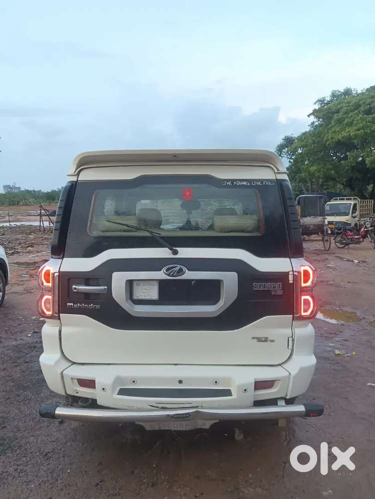 Mahindra Scorpio 2015 Diesel Manual