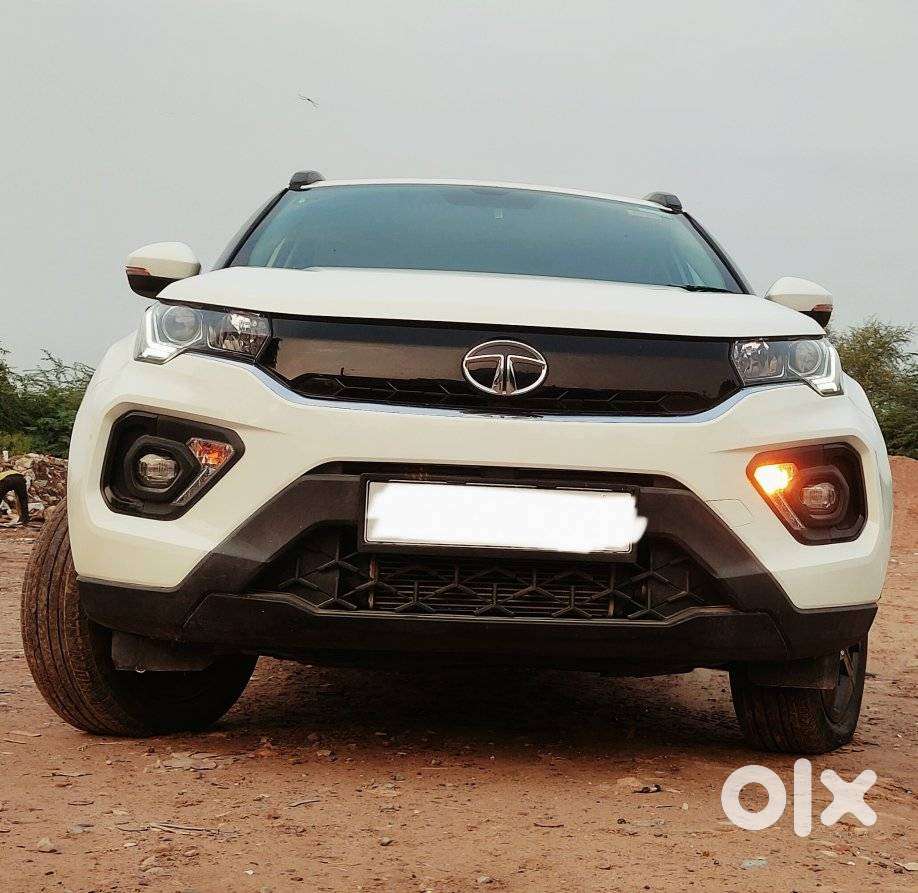 Tata Nexon 1.5 Revotorq Xm (s), 2022, Diesel