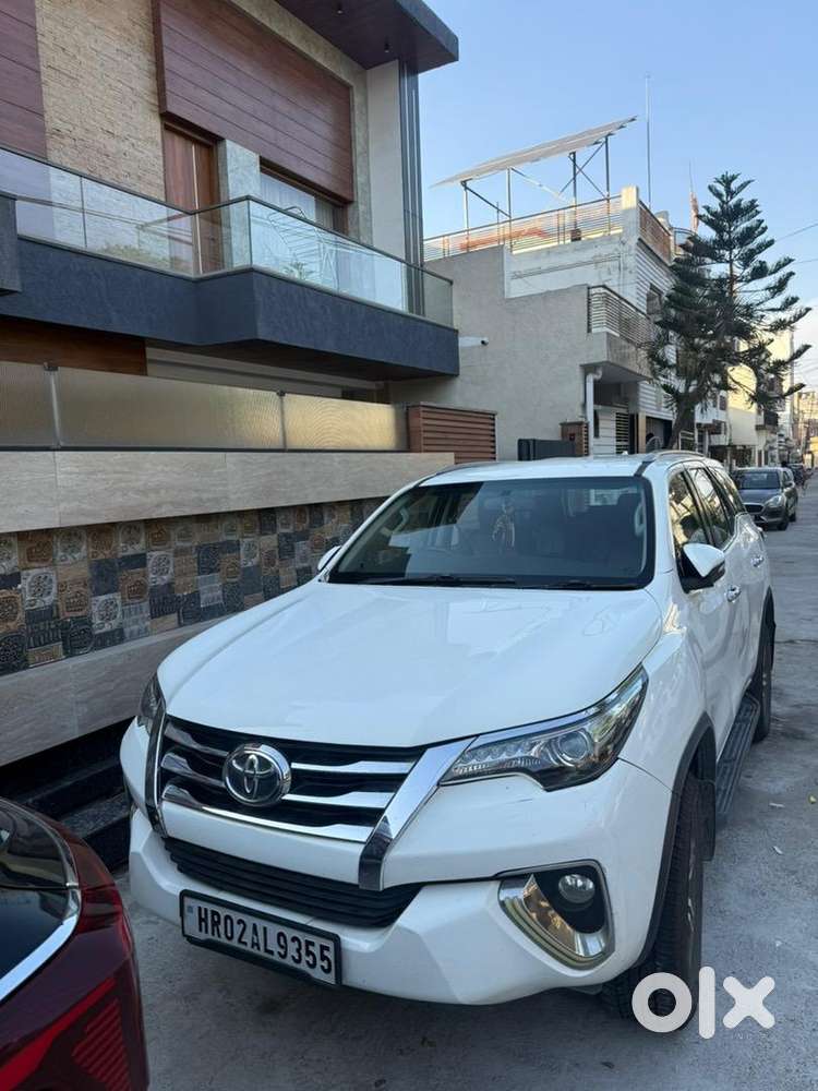 Toyota Fortuner 2016-2017 Diesel Well Maintained