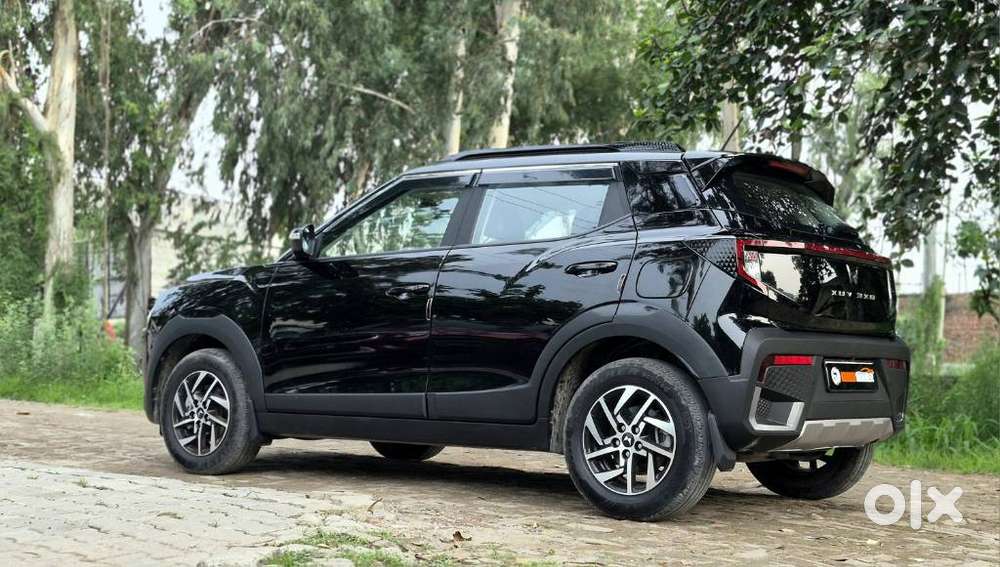 Mahindra Xuv 3xo Ax5 Ds Mt, 2025, Diesel