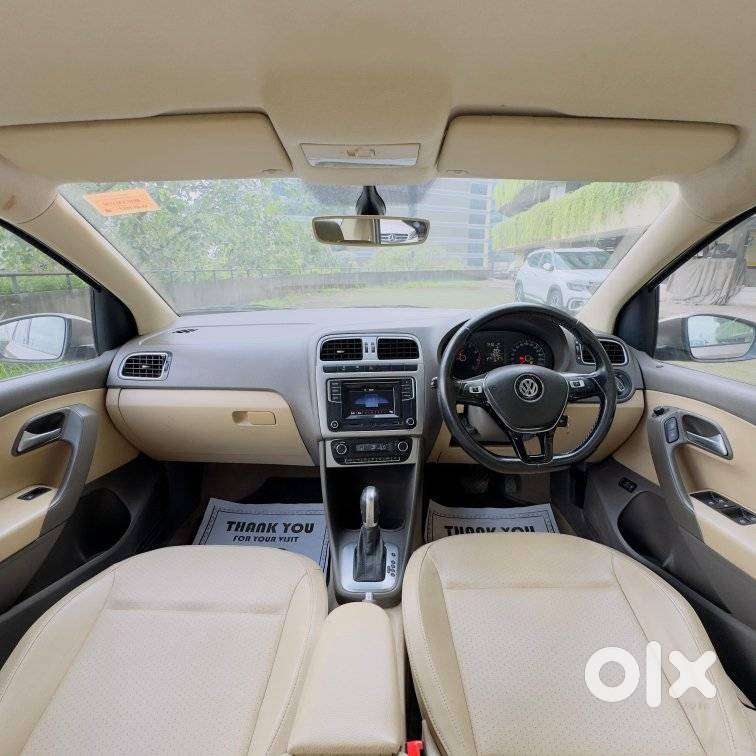 Volkswagen Vento 1.2 Tsi Highline Plus At, 2017, Petrol