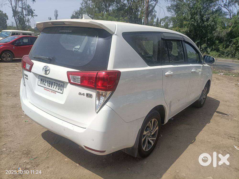 Toyota Innova Crysta 2.4 G Mt 7 Str, 2022, Diesel