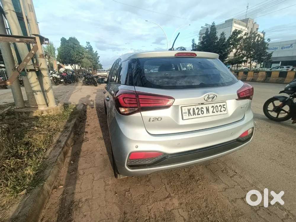 Hyundai I20 Sportz 2020 Silver