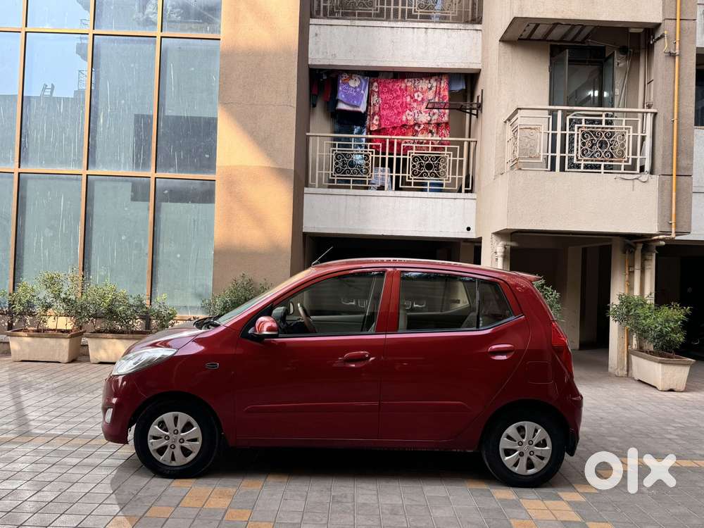 Hyundai I10 Sportz, 2012, Petrol