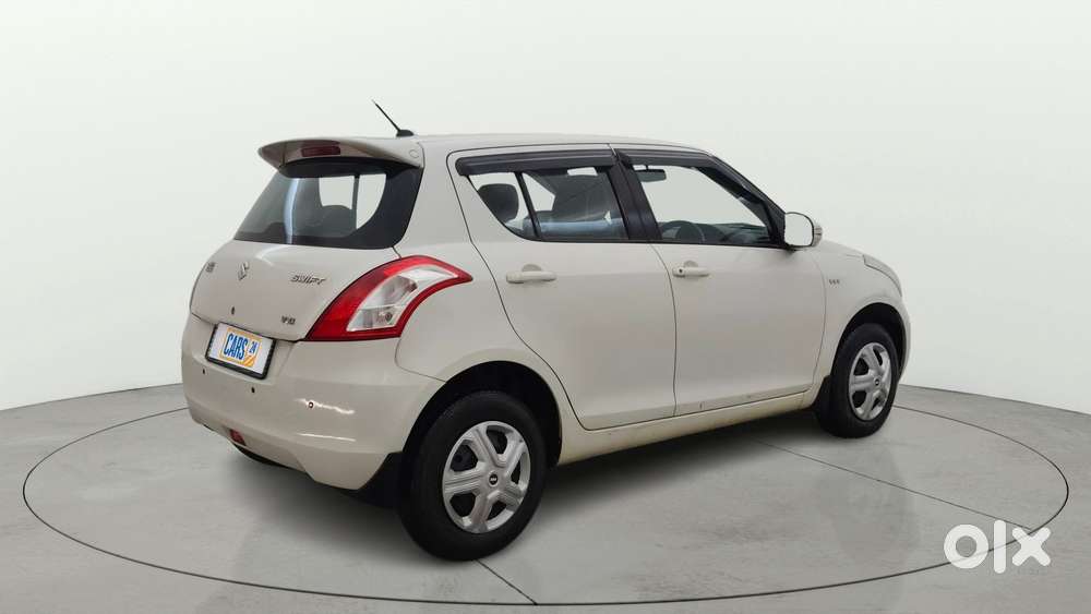 Maruti Suzuki Swift Vxi, 2015, Petrol