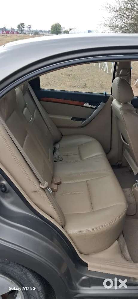 Chevrolet Aveo 2011 Petrol 65000 Km Driven