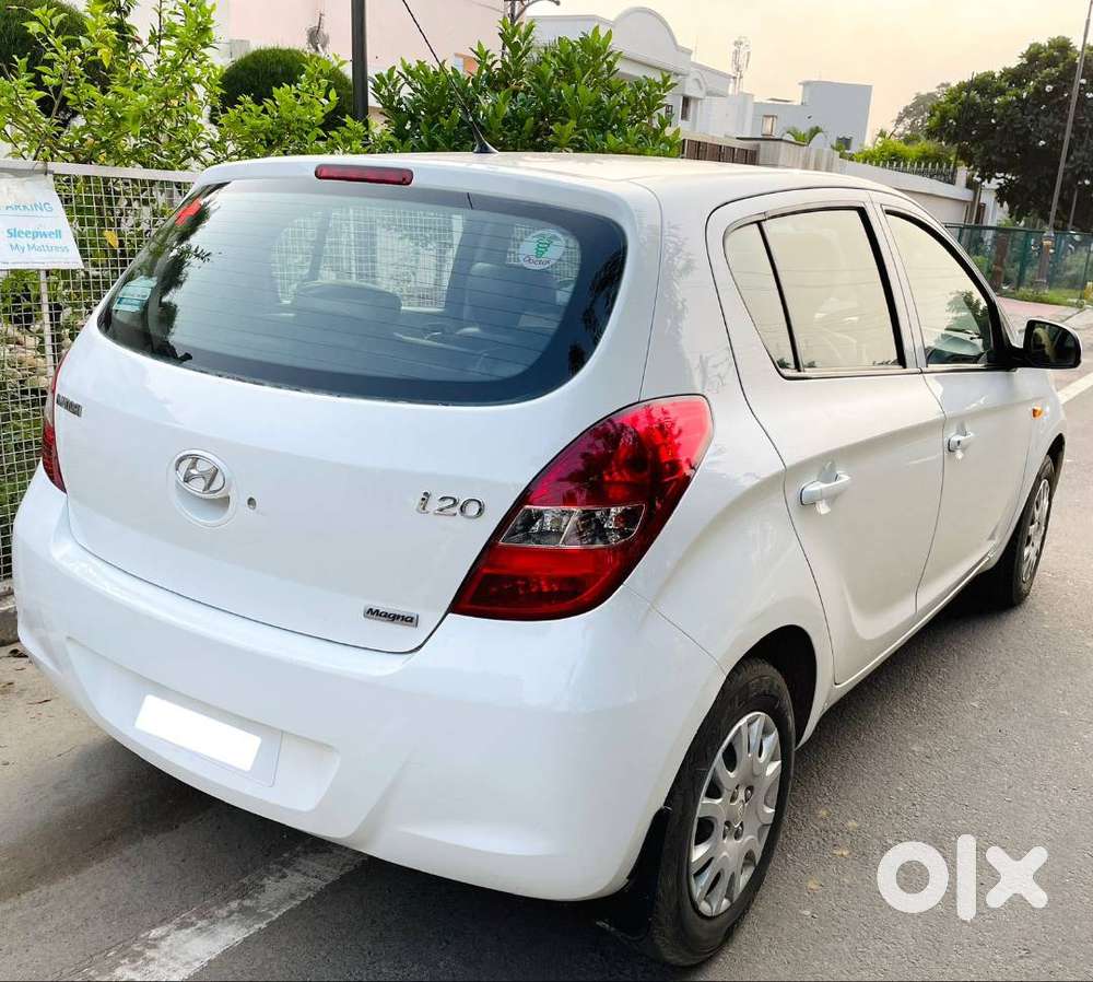 Hyundai I20 2011 Petrol Well Maintained