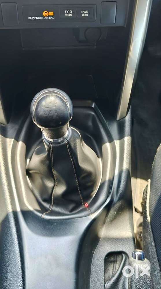 Toyota Innova Crysta 2.4 V, 2017, Diesel