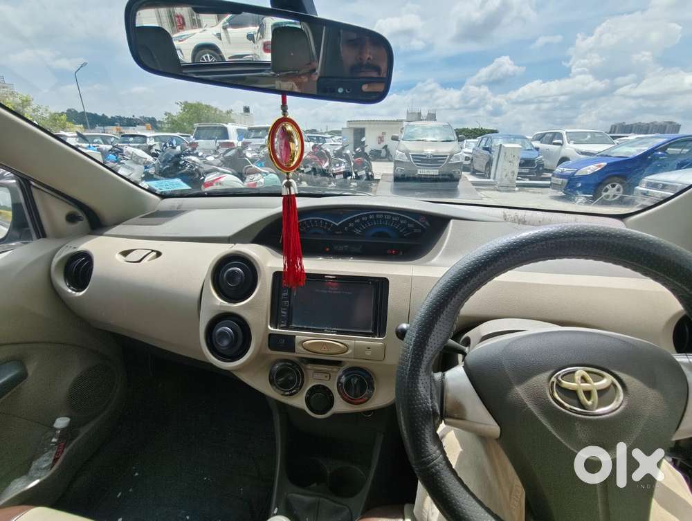 Toyota Etios Liva 1.2 GX, 2015, Petrol