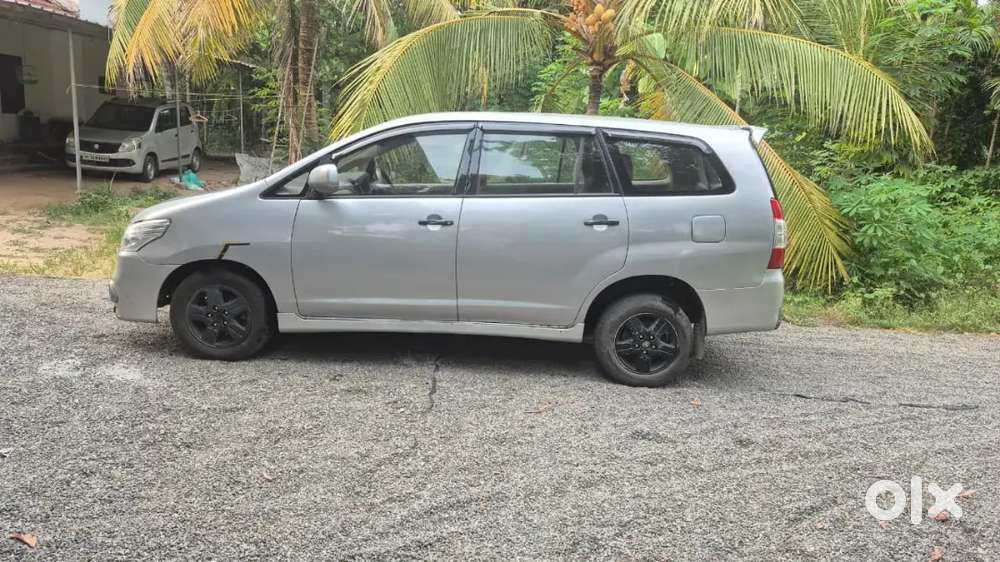 Toyota Innova Car,2008 Model